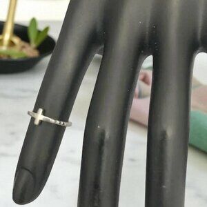 925 Sterling Silver Christain Sideways Cross Ring 4